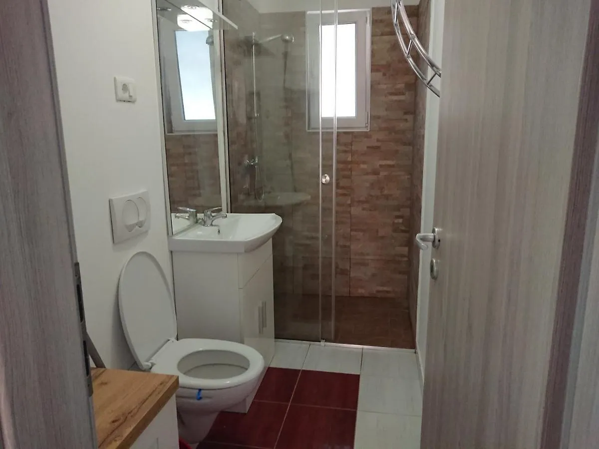 Apartments Pomer